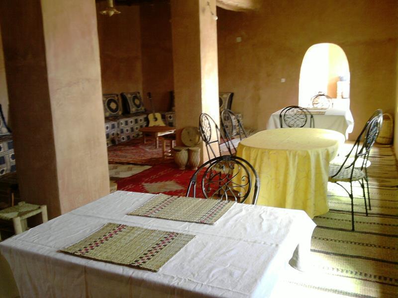 Auberge Bassou Nkob エクステリア 写真